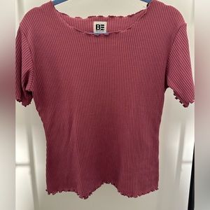 Ruffle T-shirt - Basic Editions - Large